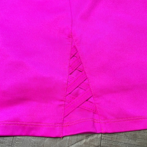 Tail Louisa Sleeveless Mini Mock Golf Shirt SUGAR RUSH with coordinating skort. - Picture 7 of 12